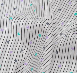 Bavlněná látka vzor srdíček na černobílem proužku