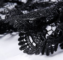 Efektní hrubá krajka květinový vzor černá