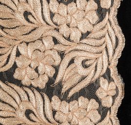 Krajka bordurová na tylu květy béžová