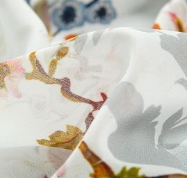 Žoržet variace kimono style motiv pnoucích se květů