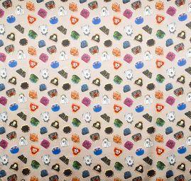 Atlas motiv splečenské večerní kabelky pastel stříbrná