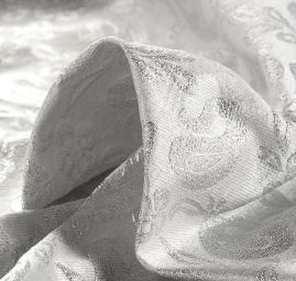 Brokát květinový motiv stříbrný