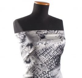 Hedvábný satén vzor motýl 