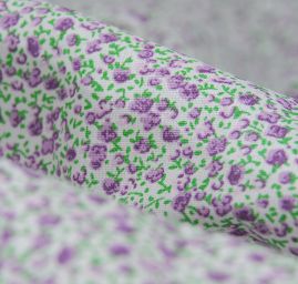 Bavlněná látka tisk drobné kytičky fialková