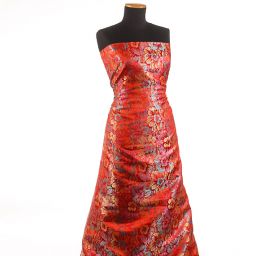 Brokát romantický květinový motiv červený