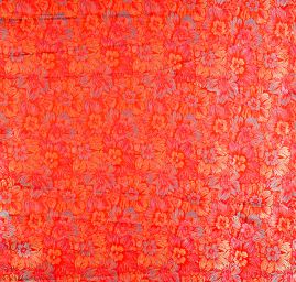 Brokát romantický květinový motiv červený