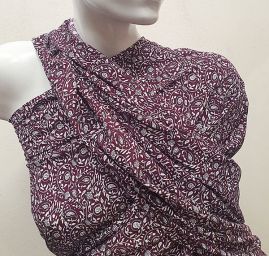 Viskozová šatová látka květinový vzor vínová