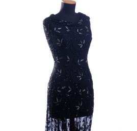 Hedvábný mušelín s rokajlovou výšivkou černý