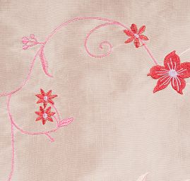 Vyšívaný taft s pruhy z květů pastel růžový