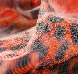 Žakárová látka digitální tisk zvířecí motiv květy