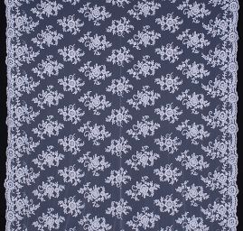 Efektní krajka výšivka na tylu květinový motiv bílá