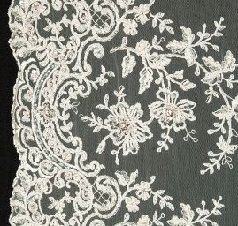 Krajka výšivka na tylu korálky, flitry, štras slonová kost