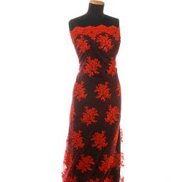 Krajka výšivka na vzorovém tylu červená