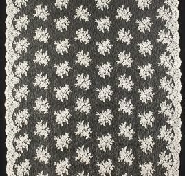 Krajka jemná výšivka na vzorovém tylu smetanová