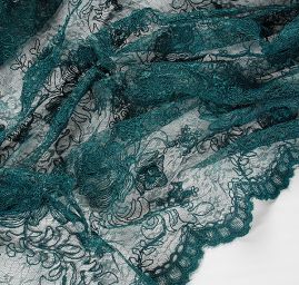 Krajka výšivka na vzorovém tylu tm.zelená