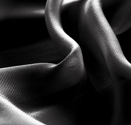 Šifon jednobarevný černý hladký
