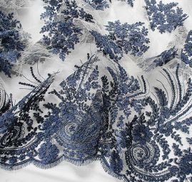 Krajka efektní lurexová výšivka tm.modrá/bílá