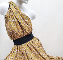 Viskozová šatová látka květy drobné květy okrová