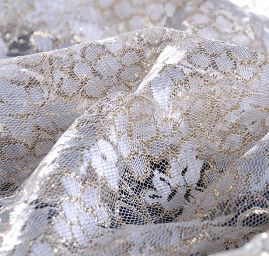 Krajka vzor hrozny bílá/zlatá barva