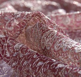 Efektní krajka vyšívaný tyl