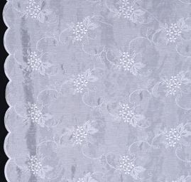 Organza s bordurovou výšivkou smetanová