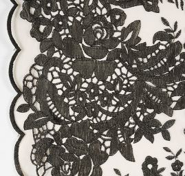 Pružná krajka černá/tělová