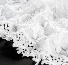 Krajka madeira bordura plastické květy/krajka bílá