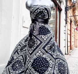 Viskozová šatová látka paisley vzor bílá/černá