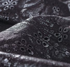 Vyšívaná látka madeira květinový motiv stříbrná/černá