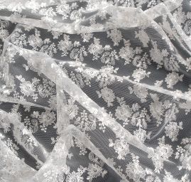 Krajka tylová romantická výšivka slonová kost