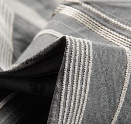 Žakárová látka z kolekce Black and White