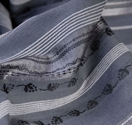 Žakárová látka z kolekce Black and White