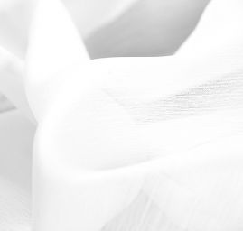 Šifon plise bílé barvy