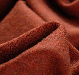 Kostýmová látka kašmír skořicové barvy