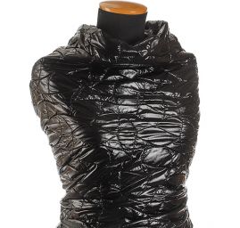 Prošev geometrický motiv černý