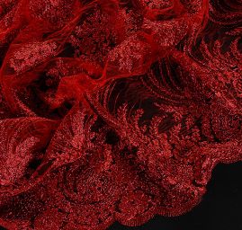 Krajka efektní lurexová výšivka vínová