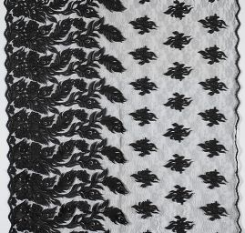 Krajka bordurová na tylu květy černá