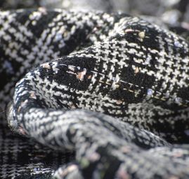 Látka na kostým imitace ručně tkané metráže černá/bílá