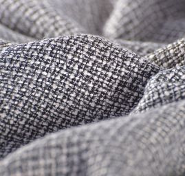 Látka na kostým imitace ručně tkané metráže černobílá