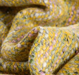 Kostýmová látka imitace ručně tkaná pastel žlutá