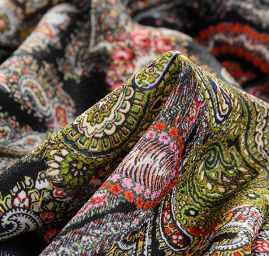 Žoržet šatový pružný vzor kašmír/paisley černý