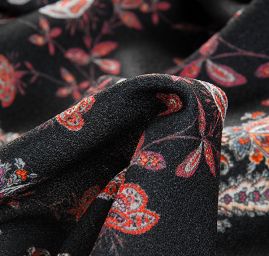 Žoržet šatový pružný tisk květy paisley černý