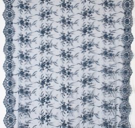 Krajka výšivka na tylu korálky/flitry/rokajl  tm.modrá