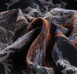 Viskozová šatová látka tisk abstraktní vzor fialová II.jakost