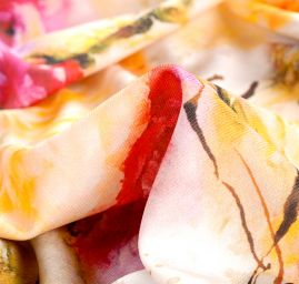 Úplet středně silný Punto tisk růže vínová