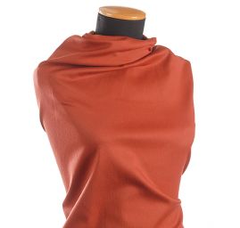 Bavlna směs pevnější pružná látka skořicové barvy