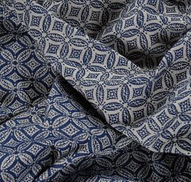 Žakárová látka geometrický motiv modrá/slon. kost