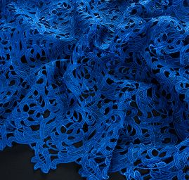 Efektní hrubá krajka květ/onrament royal