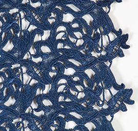Efektní hrubá krajka květ/ornament tm.modrá