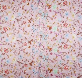 Hedvábný atlas květinový vzor růžový